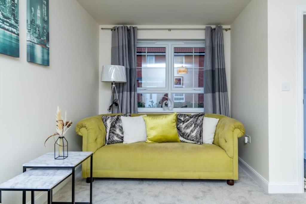 Cozy 3 Bed Sasha House In Beeston Nottingham Villa Luaran gambar